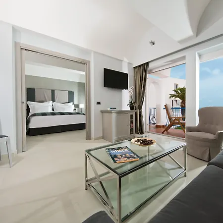 Punta Molino & Hotell 5*