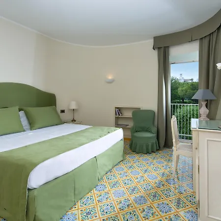 Punta Molino & 5*