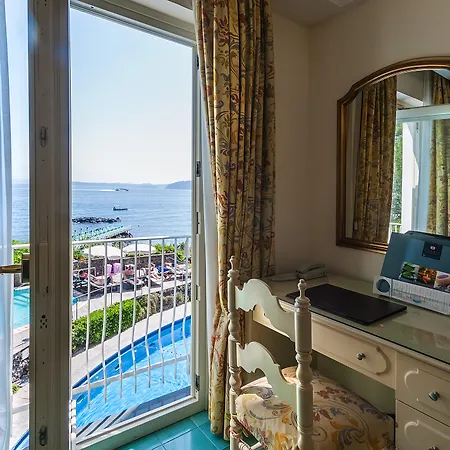 Punta Molino & Hotell 5*