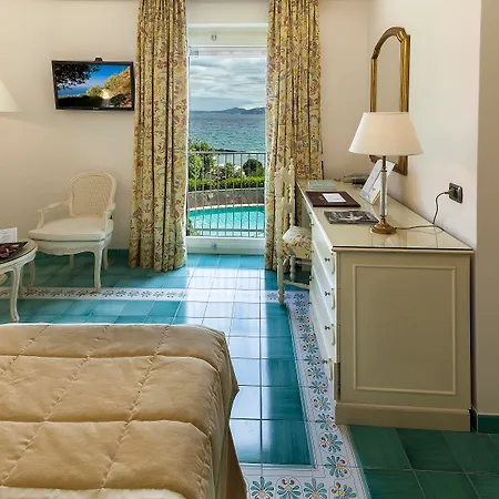 Punta Molino & Hotell 5*