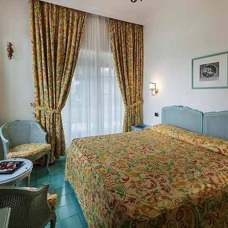 Hotell Punta Molino & Ischia